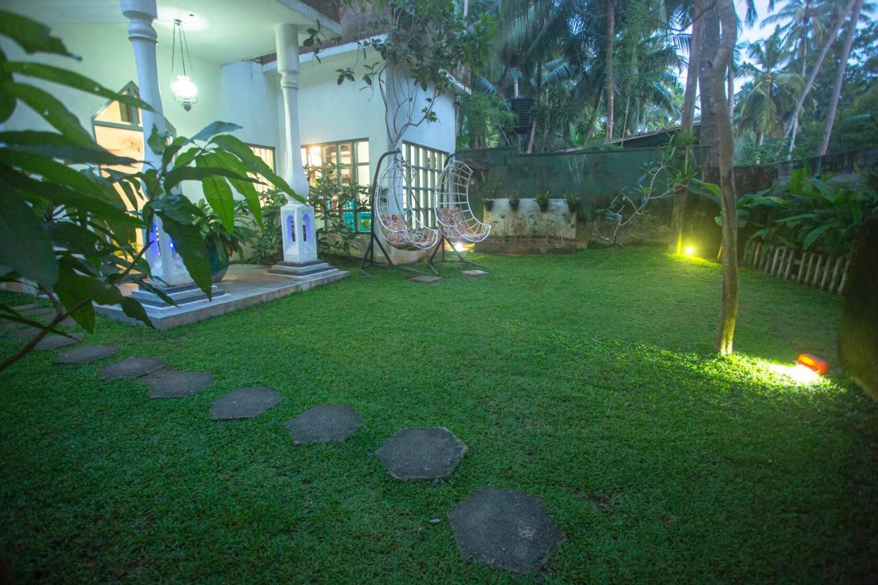 Percy Residence Unawatuna Buitenkant foto