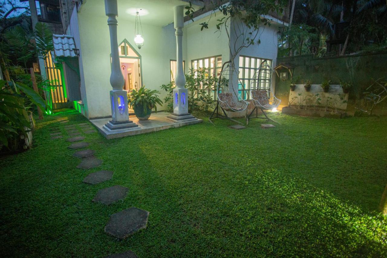 Percy Residence Unawatuna Buitenkant foto