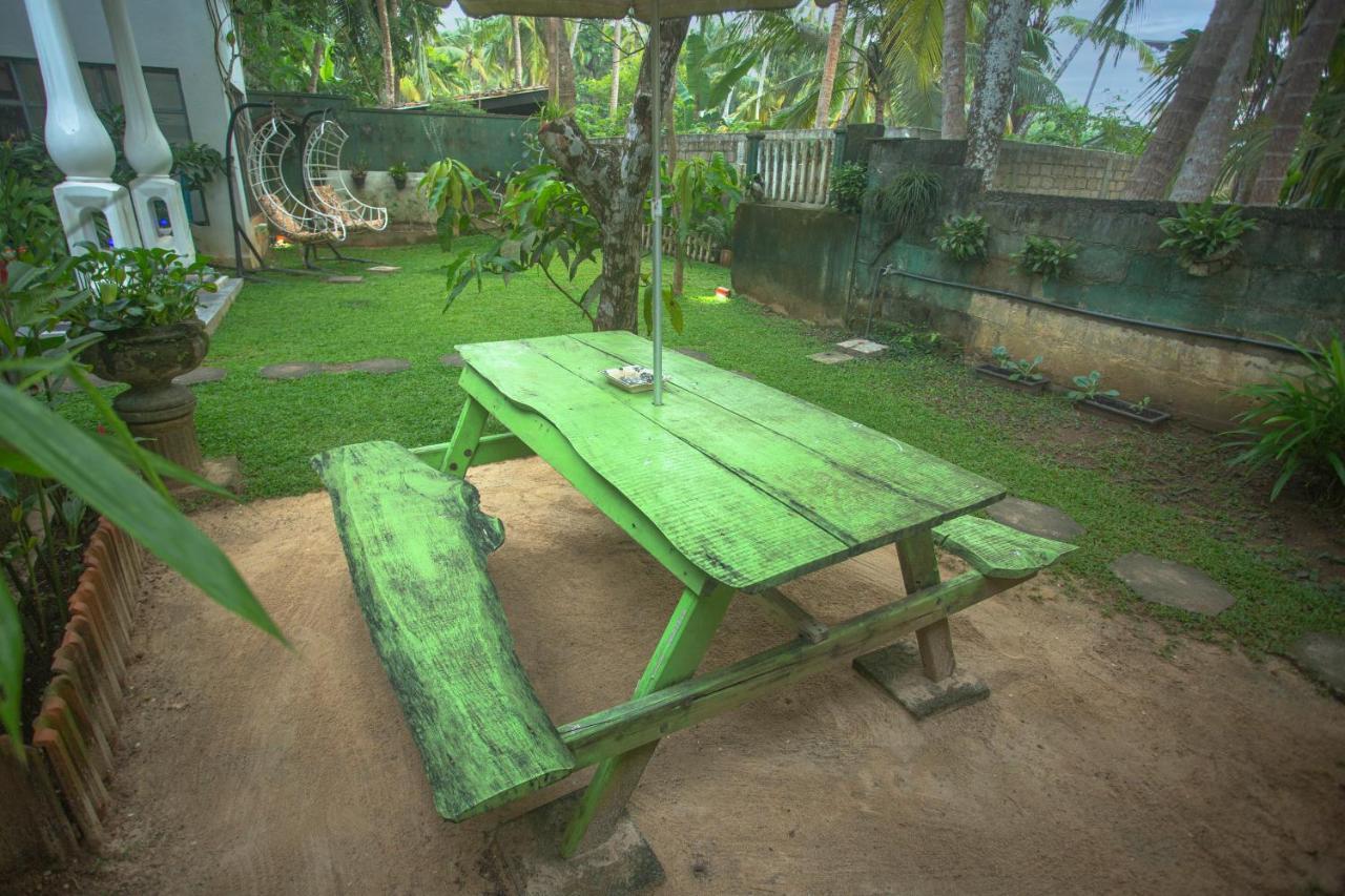 Percy Residence Unawatuna Buitenkant foto